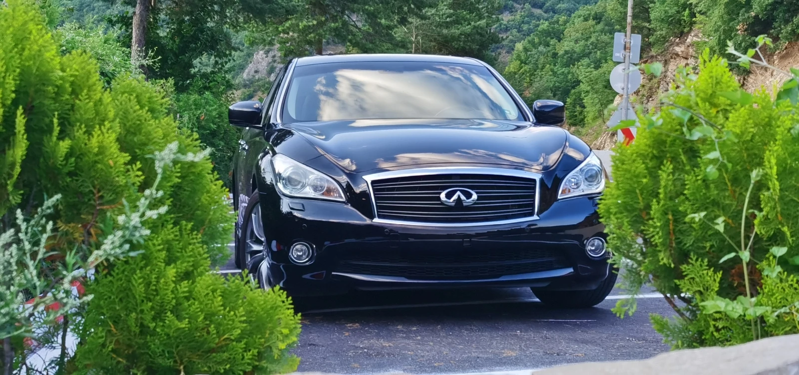 Infiniti M 35h, снимка 10 - Автомобили и джипове - 55331392