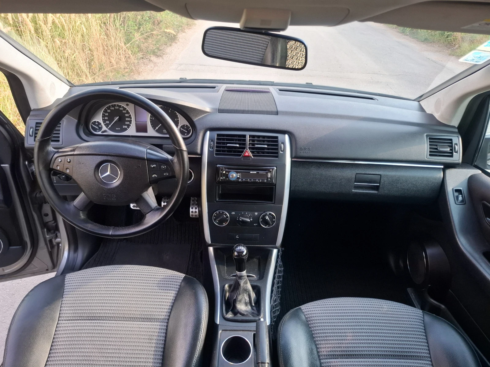 Mercedes-Benz B 180 CDI, снимка 9 - Автомобили и джипове - 55578354