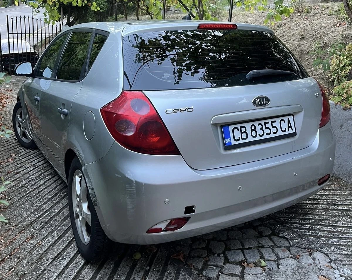 Kia Ceed 1, 6 HDI, снимка 5 - Автомобили и джипове - 55791767