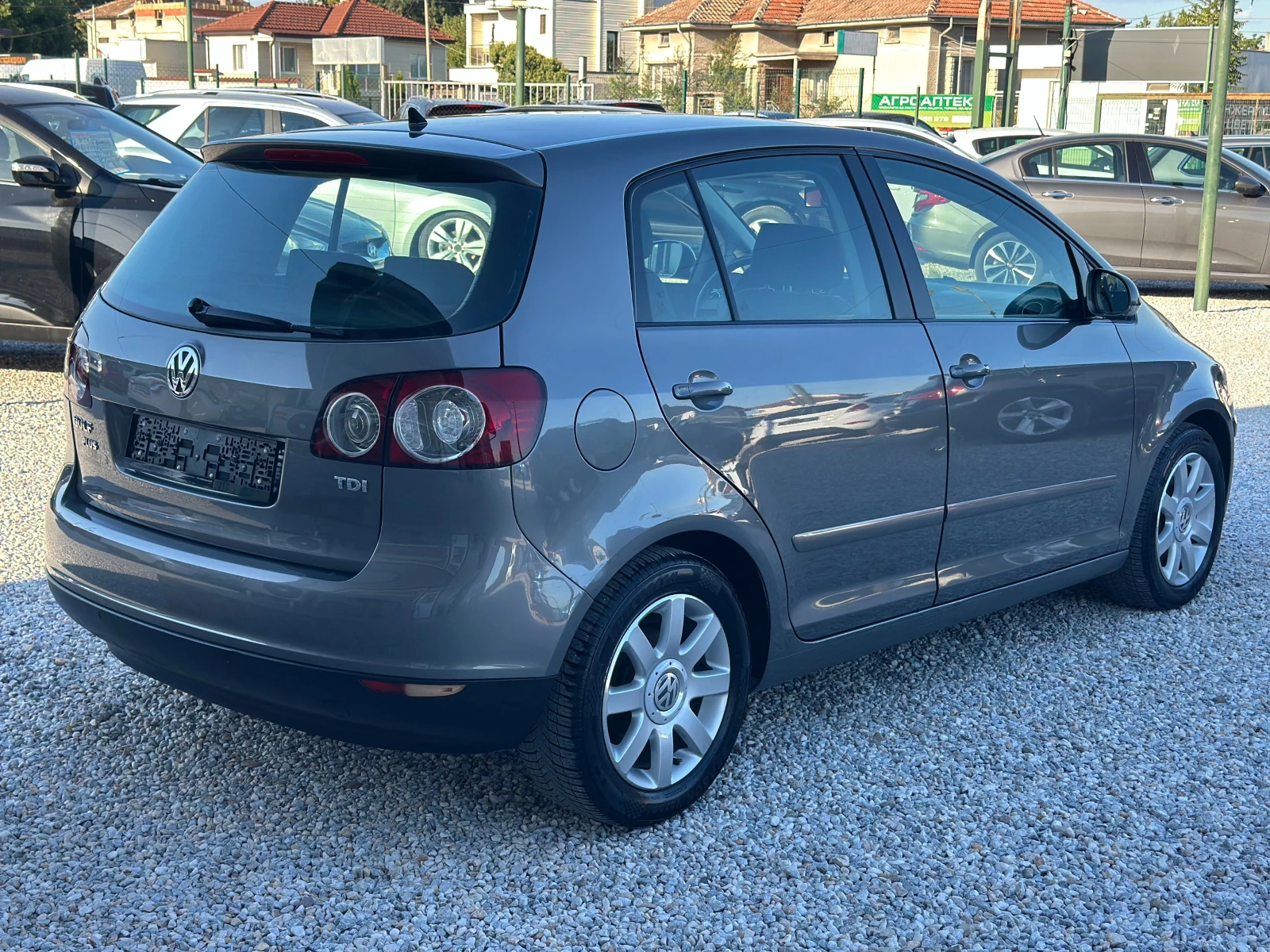 VW Golf Plus 1.9TDI, снимка 3 - Автомобили и джипове - 55986751
