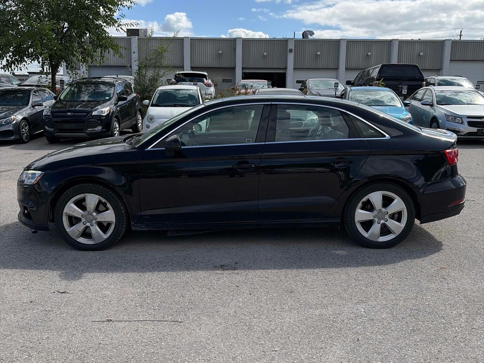 Audi A3 * Komfort * CARFAX * ОПЦИЯ ЗА ФИНАНСИРАНЕ * , снимка 2 - Автомобили и джипове - 56159396