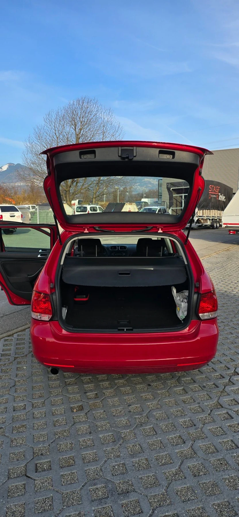 VW Golf Bluemotion, снимка 6 - Автомобили и джипове - 56319149