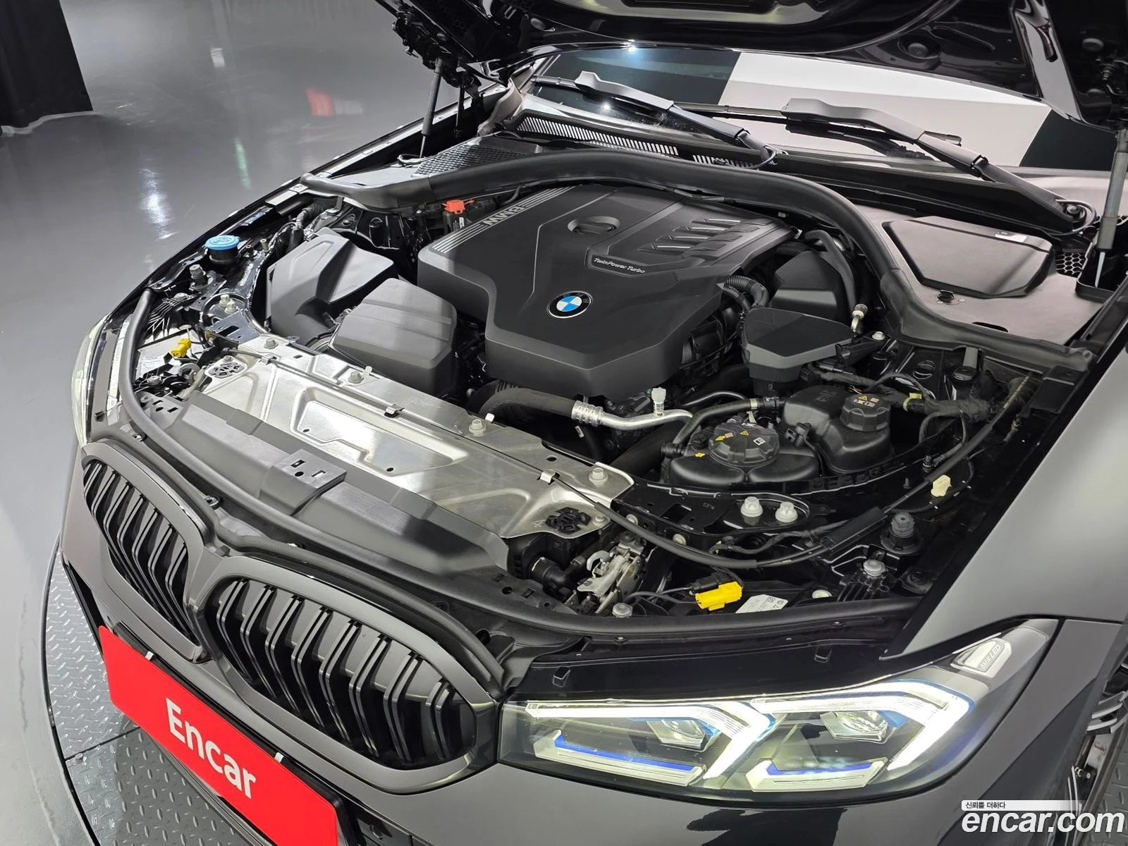 BMW 320 320i M Sport, снимка 6 - Автомобили и джипове - 56431313