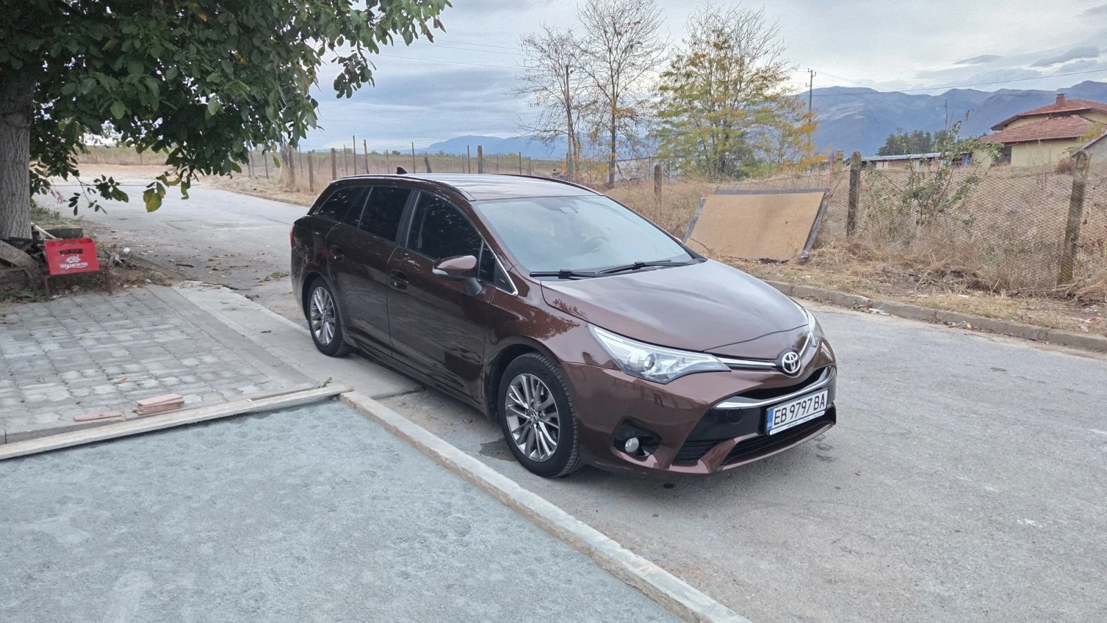 Toyota Avensis, снимка 3 - Автомобили и джипове - 56509030