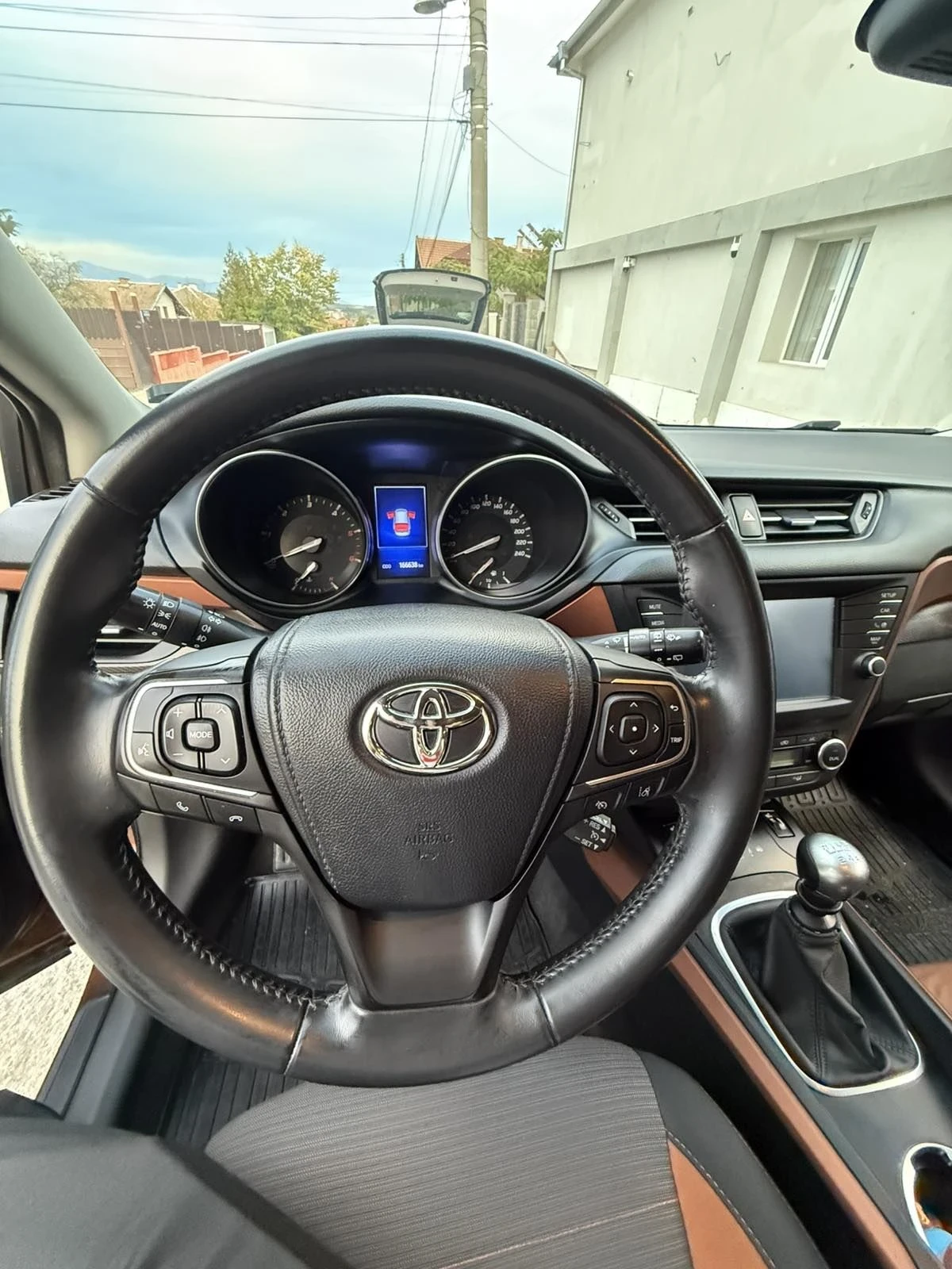 Toyota Avensis, снимка 9 - Автомобили и джипове - 56509030