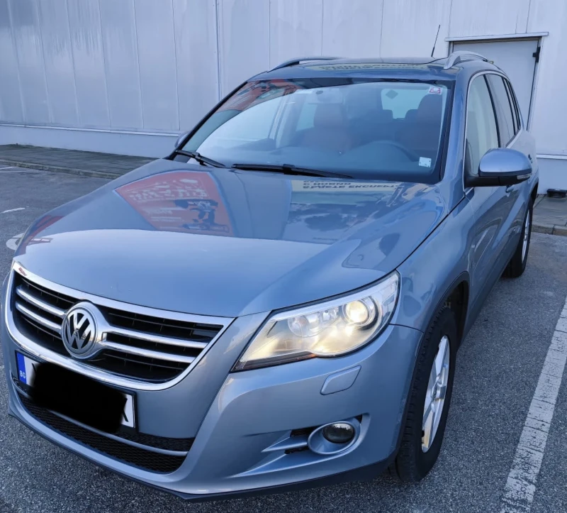 VW Tiguan 2.0 TDI, снимка 4 - Автомобили и джипове - 48088631