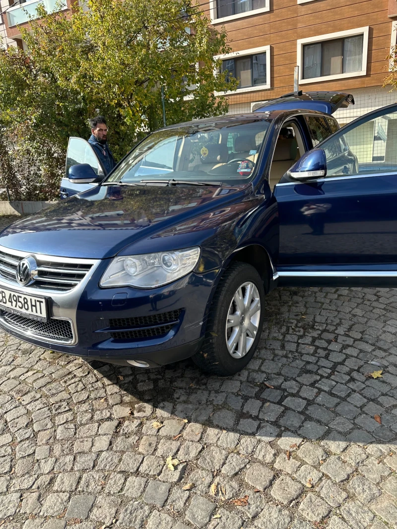 VW Touareg, снимка 4 - Автомобили и джипове - 49393201