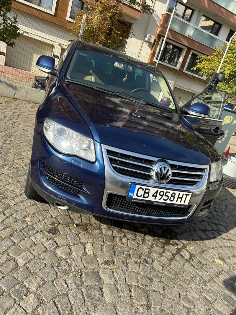 VW Touareg, снимка 3 - Автомобили и джипове - 49393201