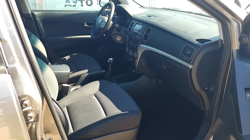 SsangYong Korando 4х4 СЪСТОЯНИЕ КАТО В МАГАЗИНА!!!, снимка 7 - Автомобили и джипове - 50895147