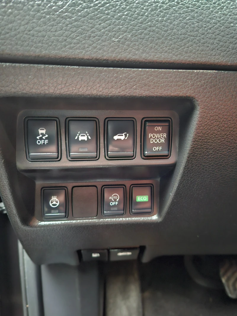 Nissan X-trail 2.0dcI 4x4;всички екстри; 112хил.км, снимка 13 - Автомобили и джипове - 52671482