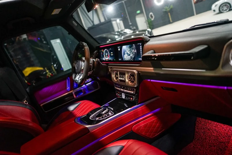 Mercedes-Benz G 63 AMG 4.0 V8 FULL BLACK LINE CARBON ЛИЗИНГ 100% , снимка 14 - Автомобили и джипове - 52730010