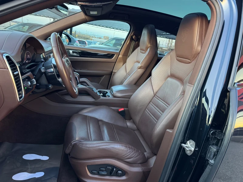Porsche Cayenne E-HYBRID* COUPE* MATRIX* ВАКУМ* ОБДУХВАНЕ* PANO* F, снимка 8 - Автомобили и джипове - 52910708