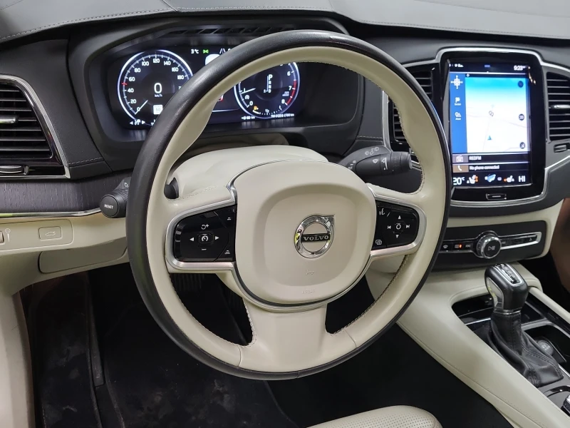 Volvo Xc90 INSCRIPTION* 360CAMERA* DISTRONIC* PANOROOF* KEYLE, снимка 10 - Автомобили и джипове - 53177244