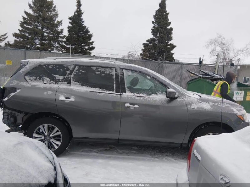 Nissan Pathfinder 3.5l Sl, снимка 13 - Автомобили и джипове - 53271878