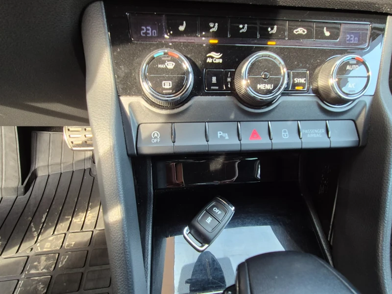 Skoda Kodiaq 2.0 TDI Vrs , 4x4, снимка 9 - Автомобили и джипове - 53423249