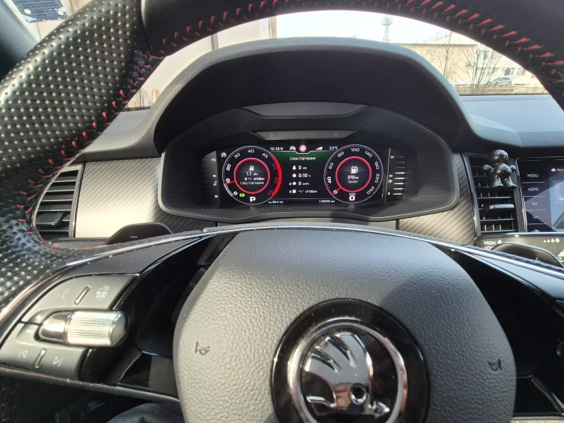 Skoda Kodiaq 2.0 TDI Vrs , 4x4, снимка 10 - Автомобили и джипове - 53423249