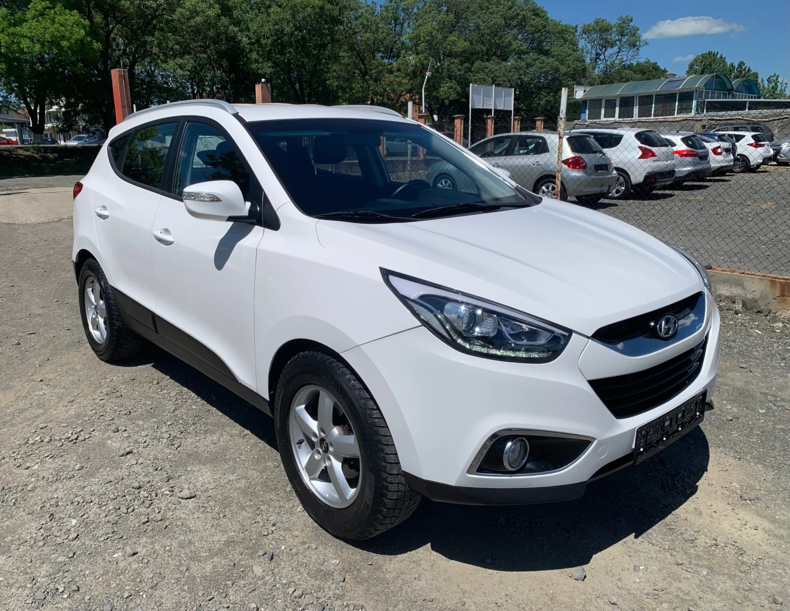 Hyundai IX35 Tuscon II Facelift 1.7 CRDi(115к.с)2WD EURO 5B - изображение 3