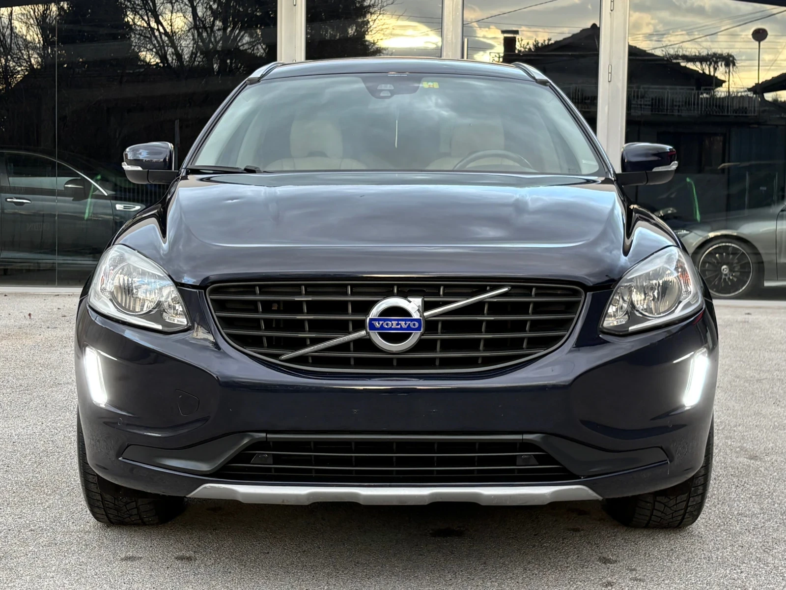 Volvo XC60 2.0 D3, 150HP, DIGITAL COCKPIT, OCEAN RACE - изображение 2