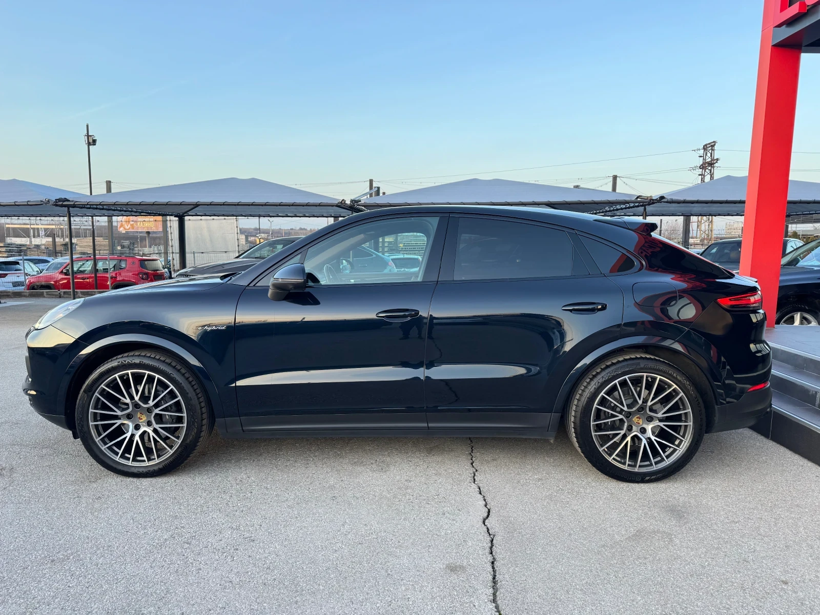 Porsche Cayenne E-HYBRID* COUPE* MATRIX* ВАКУМ* ОБДУХВАНЕ* PANO* F - изображение 3