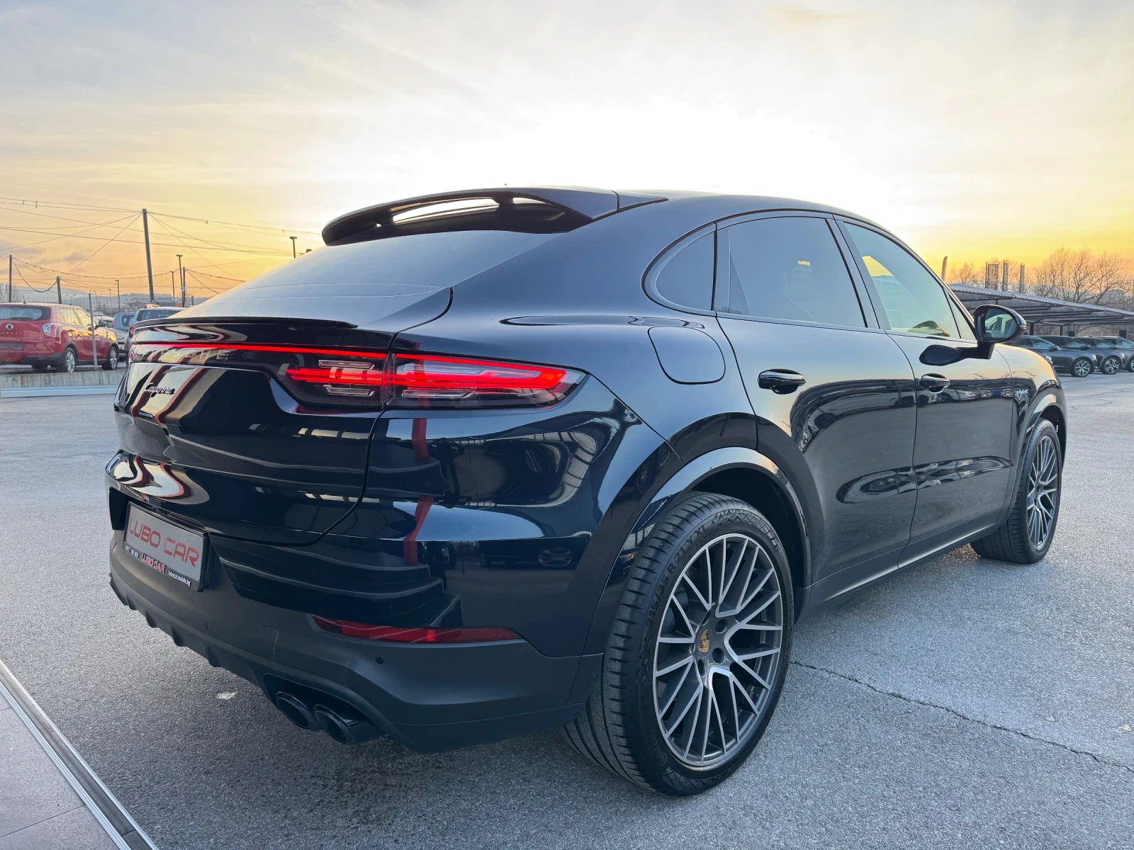 Porsche Cayenne E-HYBRID* COUPE* MATRIX* ВАКУМ* ОБДУХВАНЕ* PANO* F - изображение 5