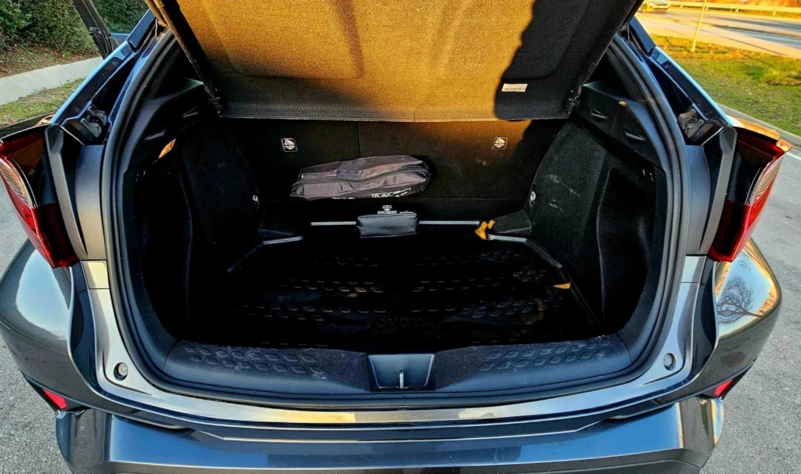 Toyota C-HR 1.8   ������ | Mobile.bg � ����������� 15