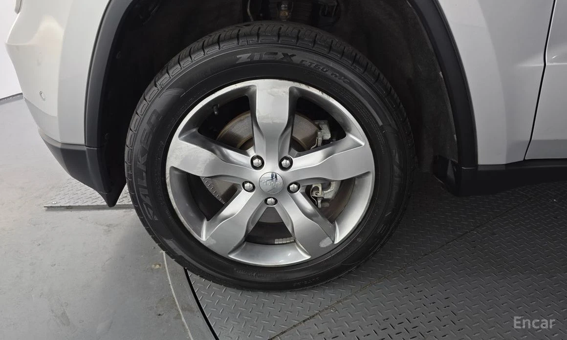 Jeep Grand cherokee, снимка 5 - Автомобили и джипове - 54066065