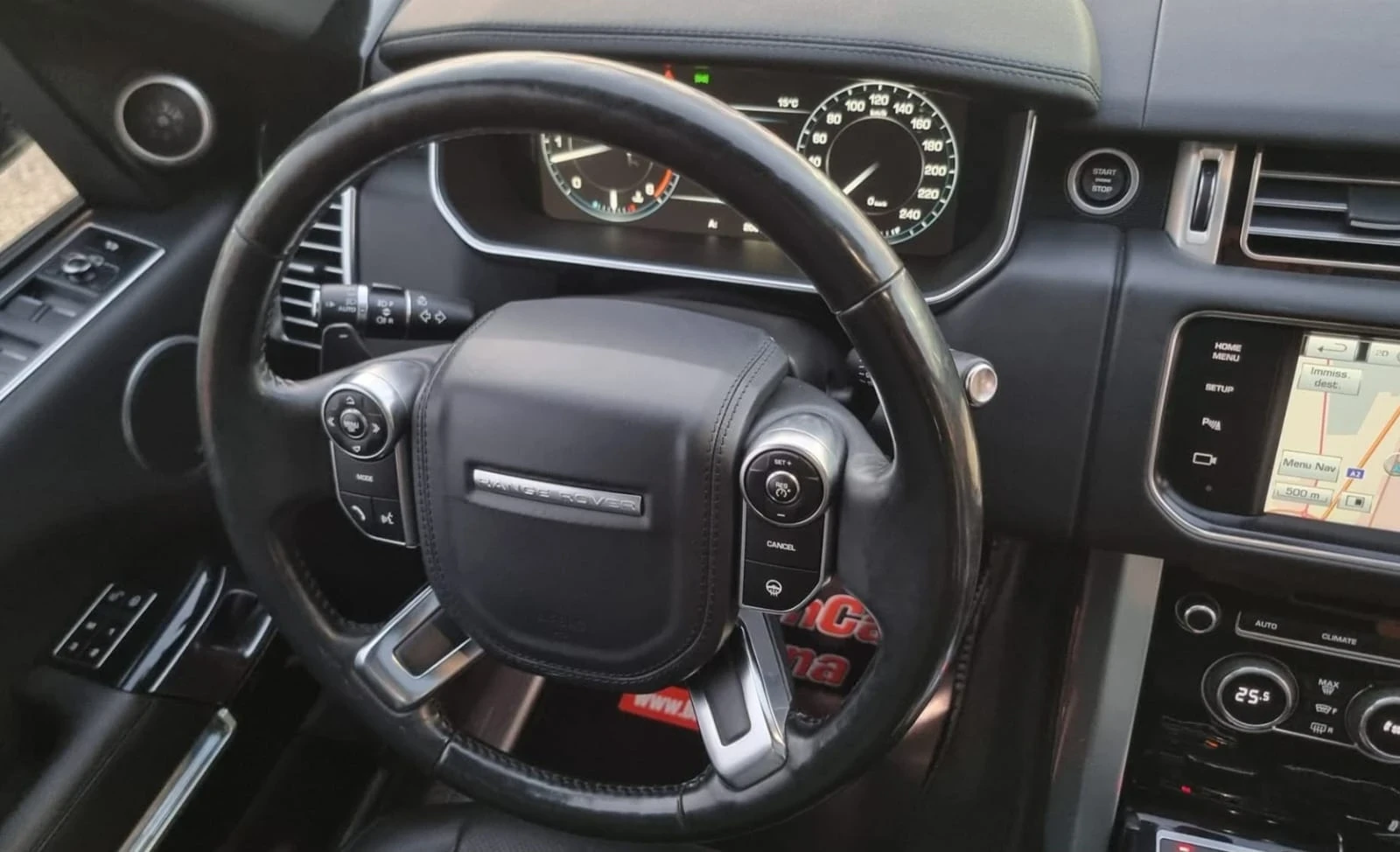 Land Rover Range rover Autobiography 3.0 TDV6 Luxury SUV, снимка 12 - Автомобили и джипове - 54383372