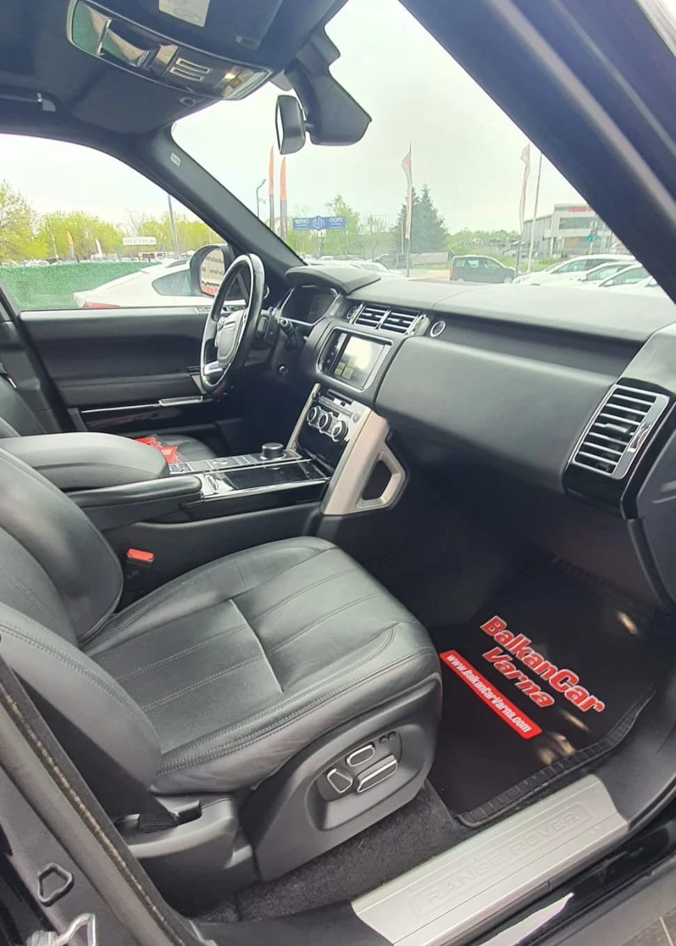 Land Rover Range rover Autobiography 3.0 TDV6 Luxury SUV, снимка 10 - Автомобили и джипове - 54383372