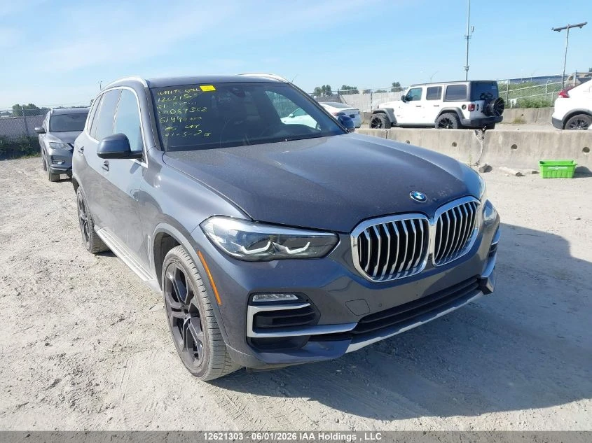 BMW X5 * xDrive40i* ПОДГРЕВ* ПАНОРАМА* КАМЕРА* HEAD-UP* 