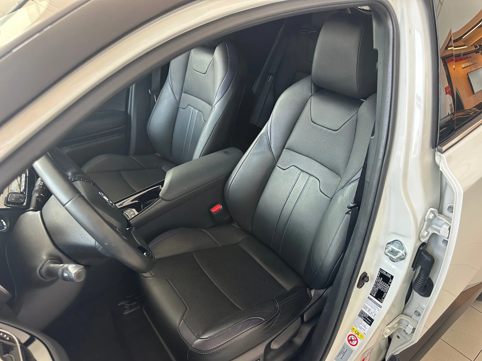 Toyota C-HR Classy, снимка 7 - Автомобили и джипове - 54961774