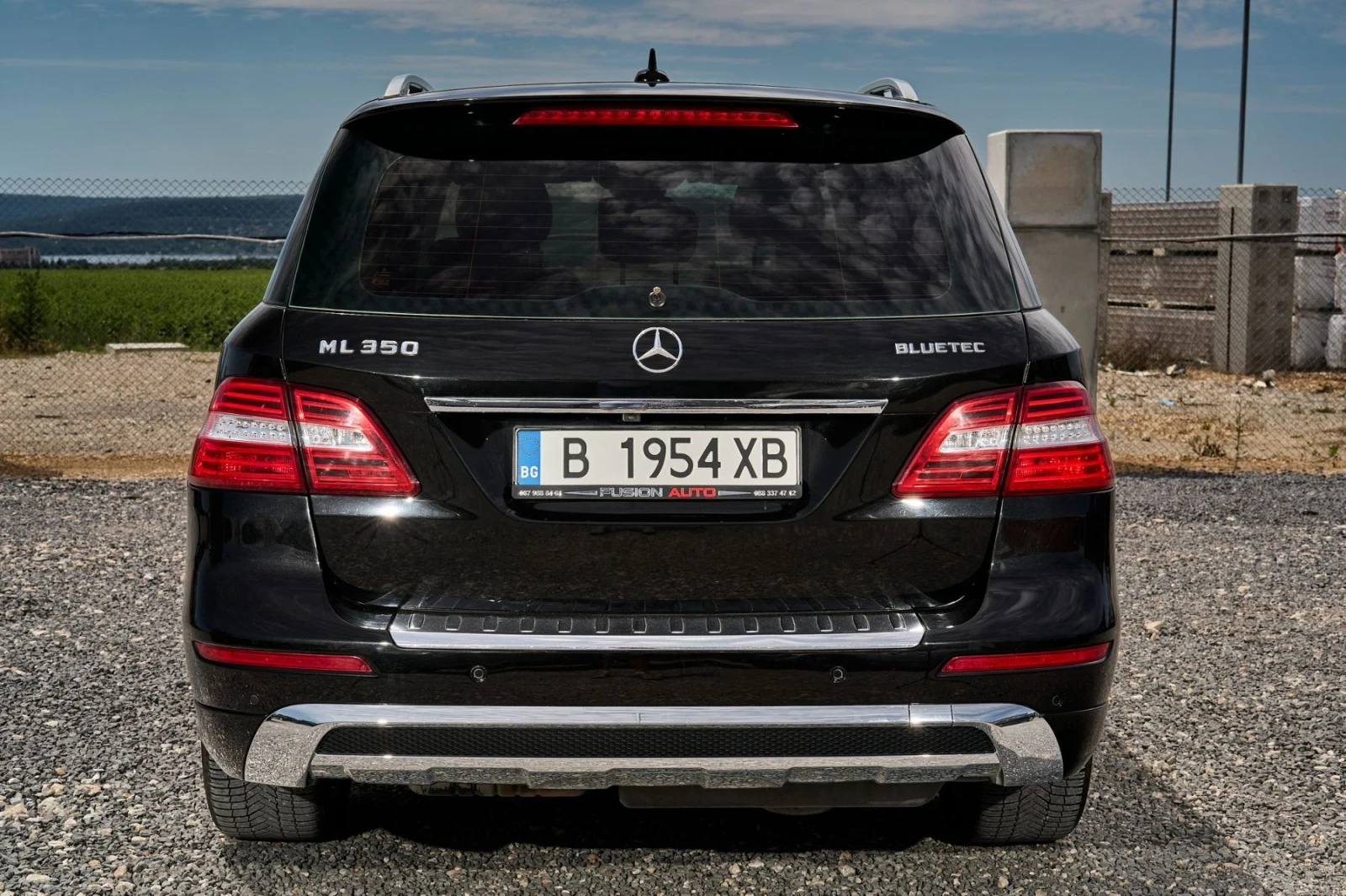 Mercedes-Benz ML 350 AMG-OPTIC * INTELLIGENT LIGHT * Harman kardon * 4X, снимка 5 - Автомобили и джипове - 55042851