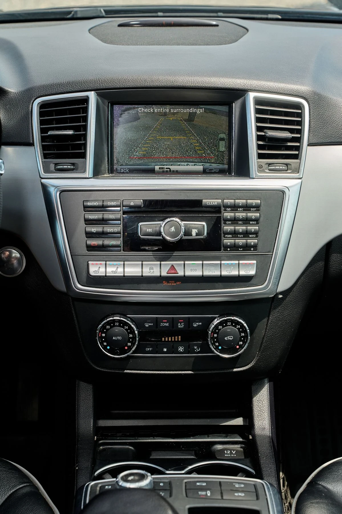 Mercedes-Benz ML 350 AMG-OPTIC * INTELLIGENT LIGHT * Harman kardon * 4X, снимка 16 - Автомобили и джипове - 55042851