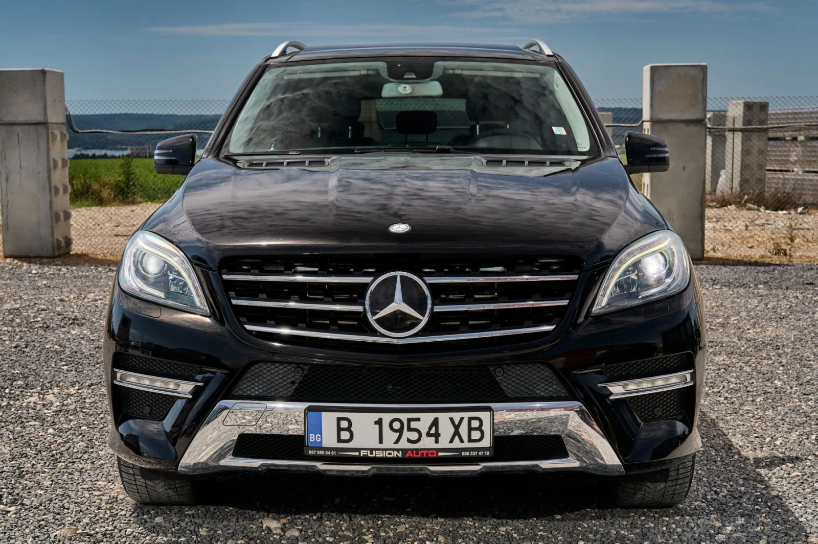 Mercedes-Benz ML 350 AMG-OPTIC * INTELLIGENT LIGHT * Harman kardon * 4X, снимка 2 - Автомобили и джипове - 55042851