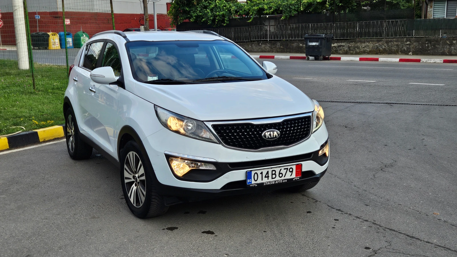 Kia Sportage 1.7 Crdi NAVIG/KOJA/KLIMA/6skorosti, снимка 8 - Автомобили и джипове - 55405496