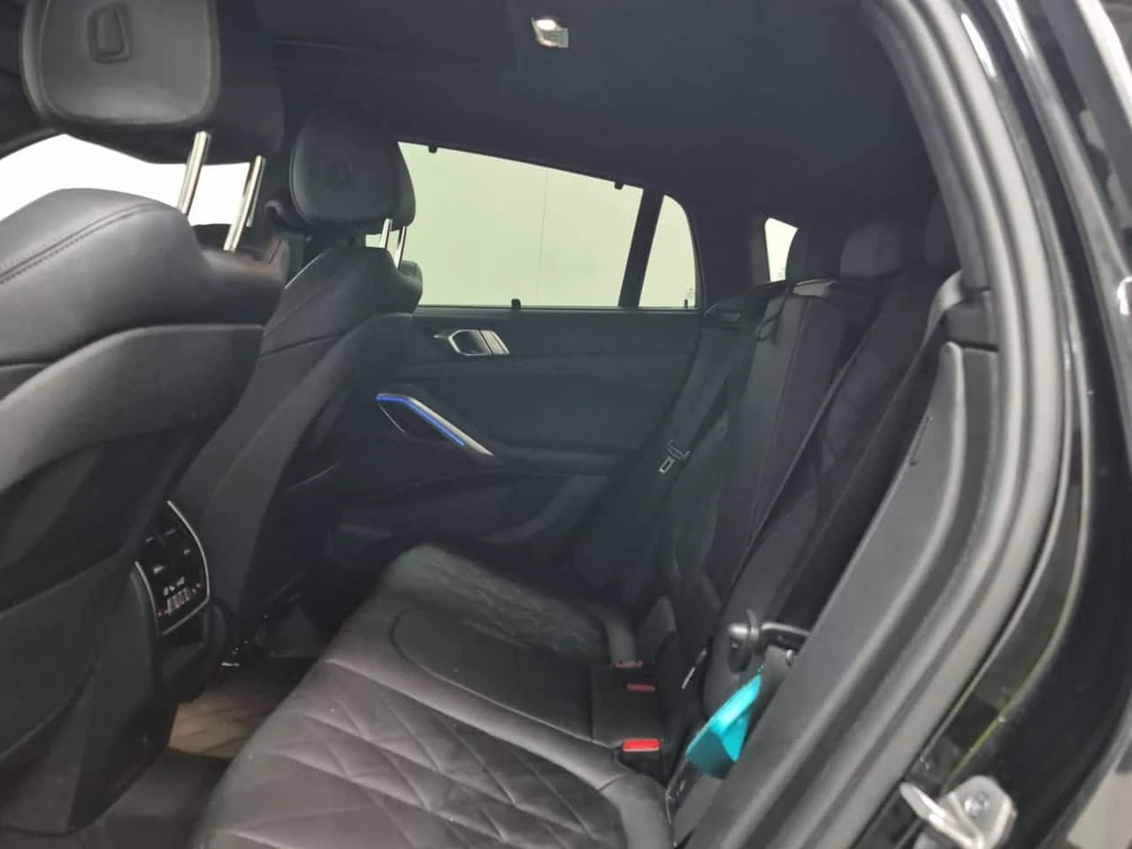 BMW X6 * XDRIVE40I * CARFAX * 2 КЛЮЧА * ПАНОРАМА * ХЕД-ЪП, снимка 13 - Автомобили и джипове - 55736777