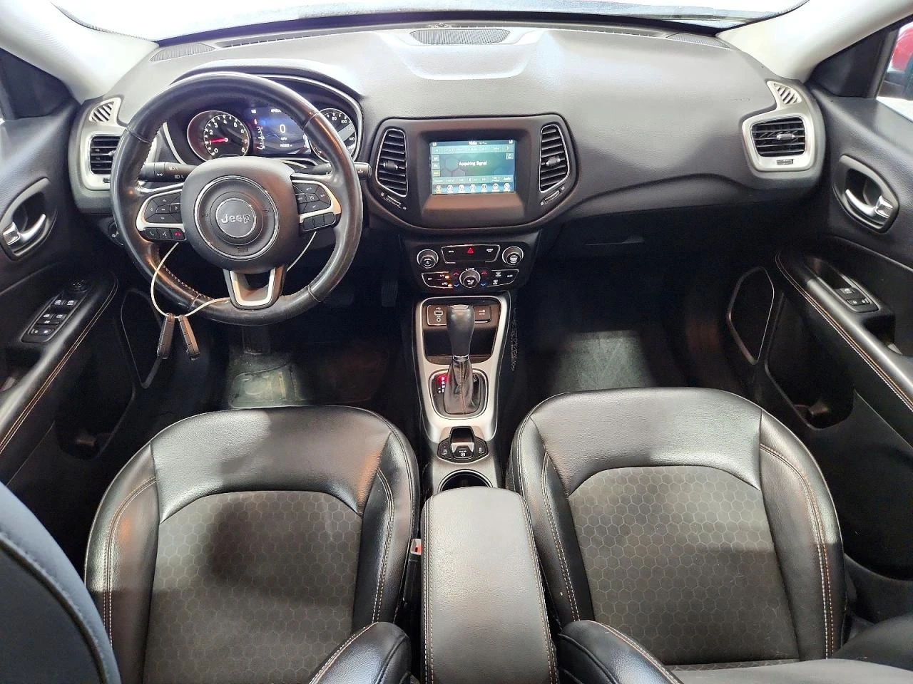 Jeep Compass 2.4l Latitude, снимка 8 - Автомобили и джипове - 56025460