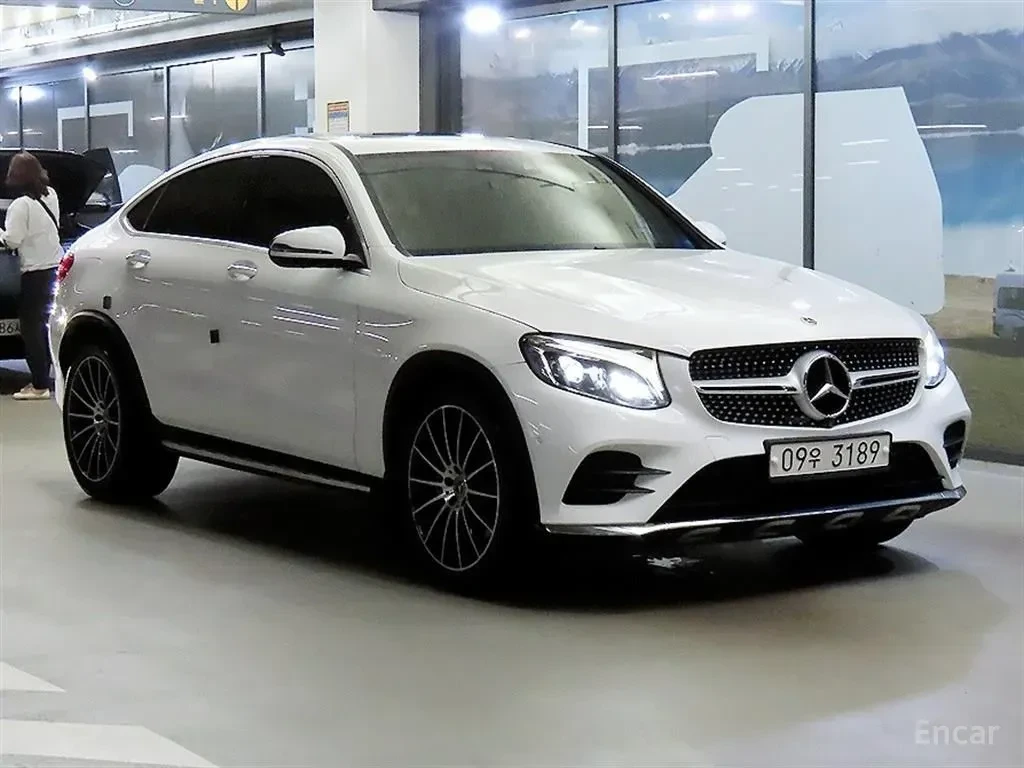 Mercedes-Benz GLC 300 COUPE* AMG* LINE* BURMESTER* ХЕДЪП* 360КАМЕРА* 