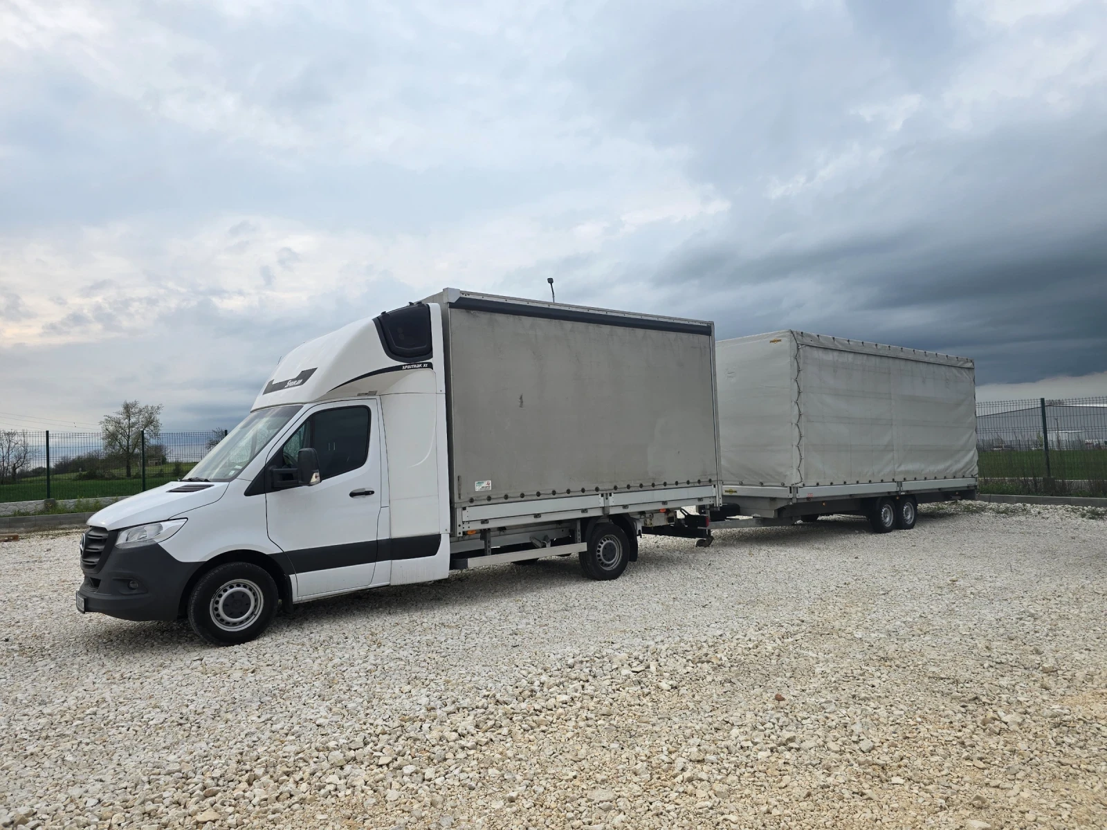 Mercedes-Benz Sprinter 319