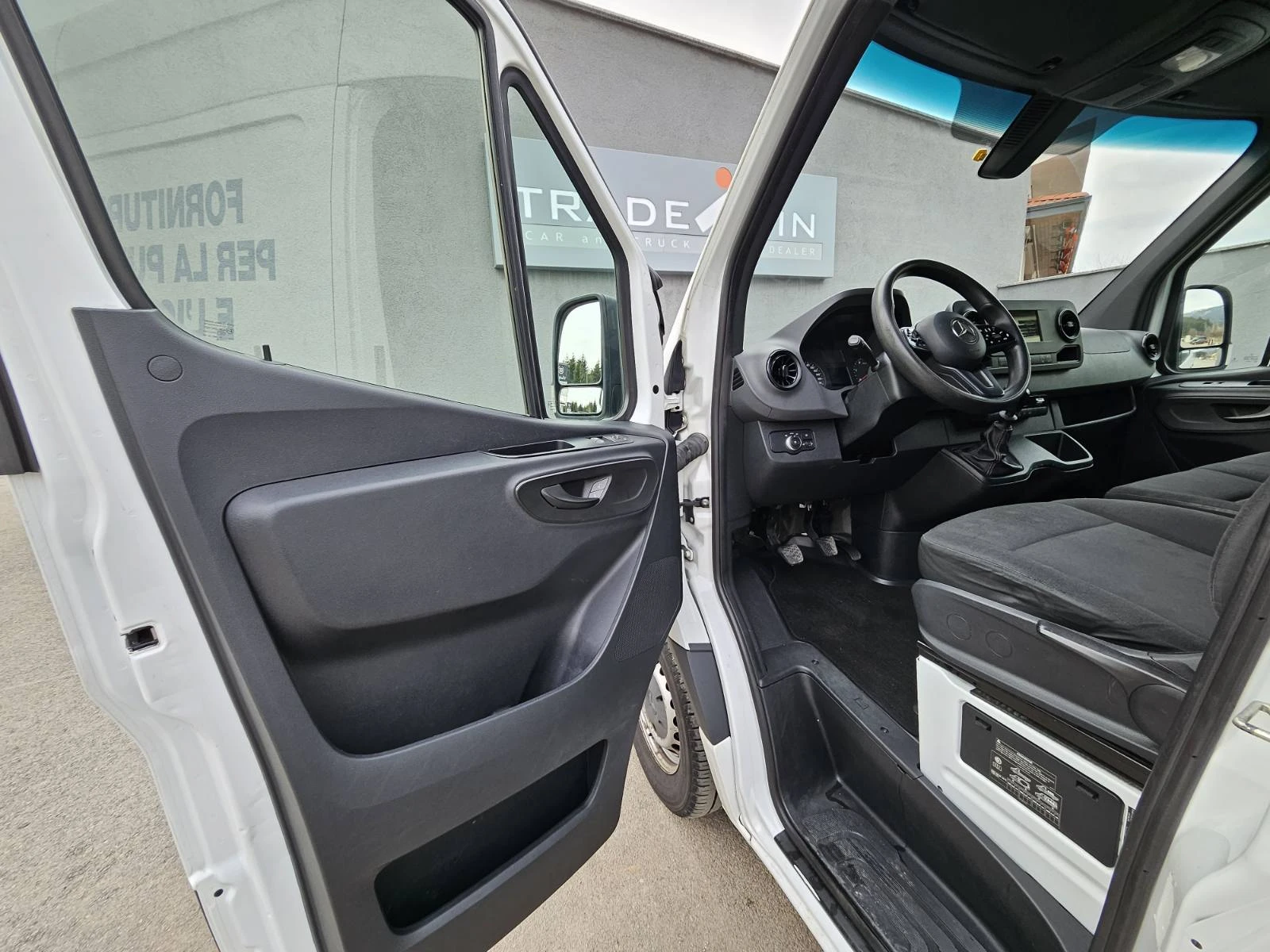 Mercedes-Benz Sprinter 317 CDI LONG, снимка 11 - Бусове и автобуси - 53724188