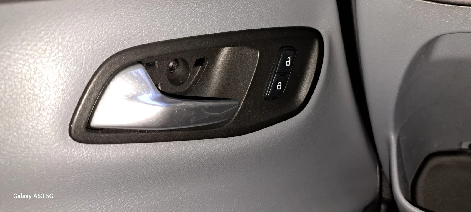 Ford Transit Custom, снимка 9 - Бусове и автобуси - 53812880