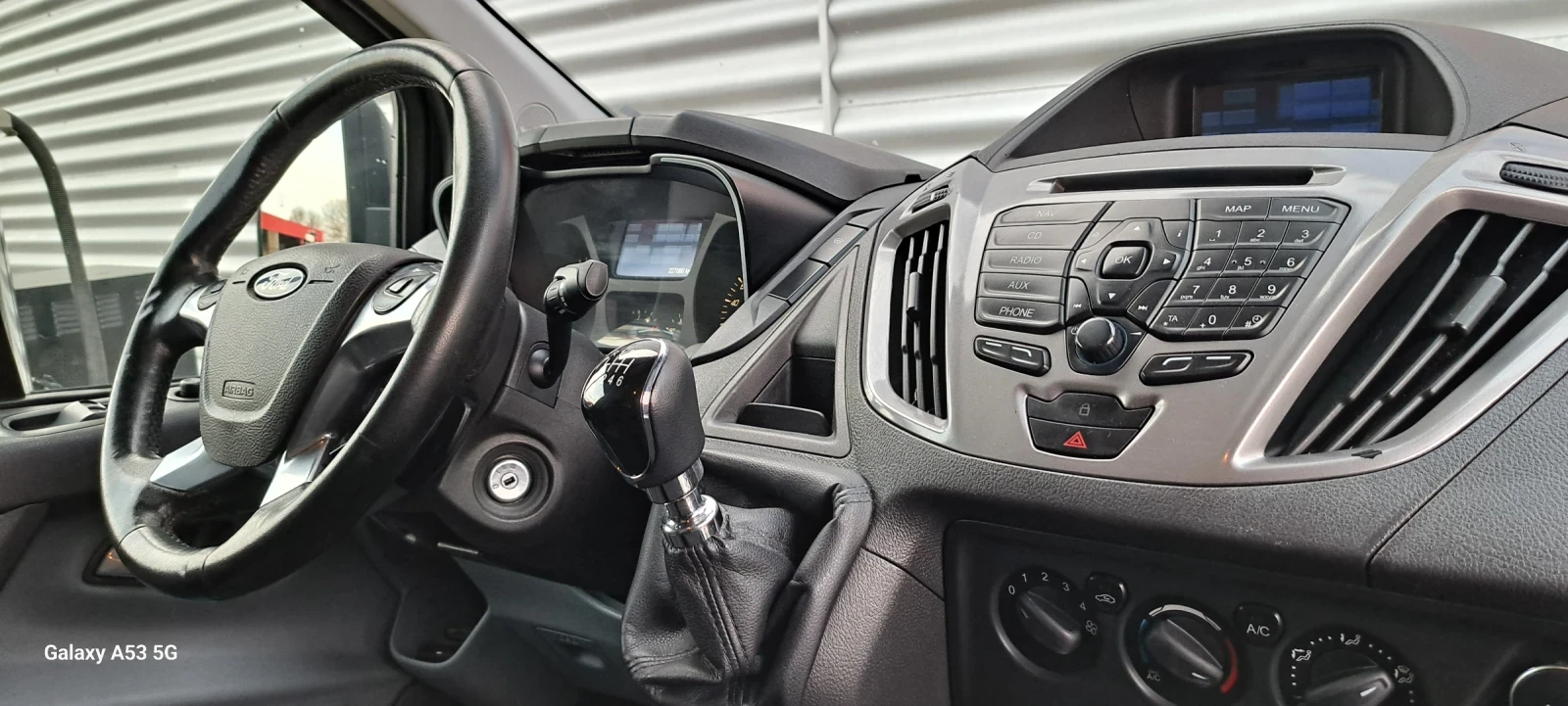 Ford Transit Custom, снимка 14 - Бусове и автобуси - 53812880