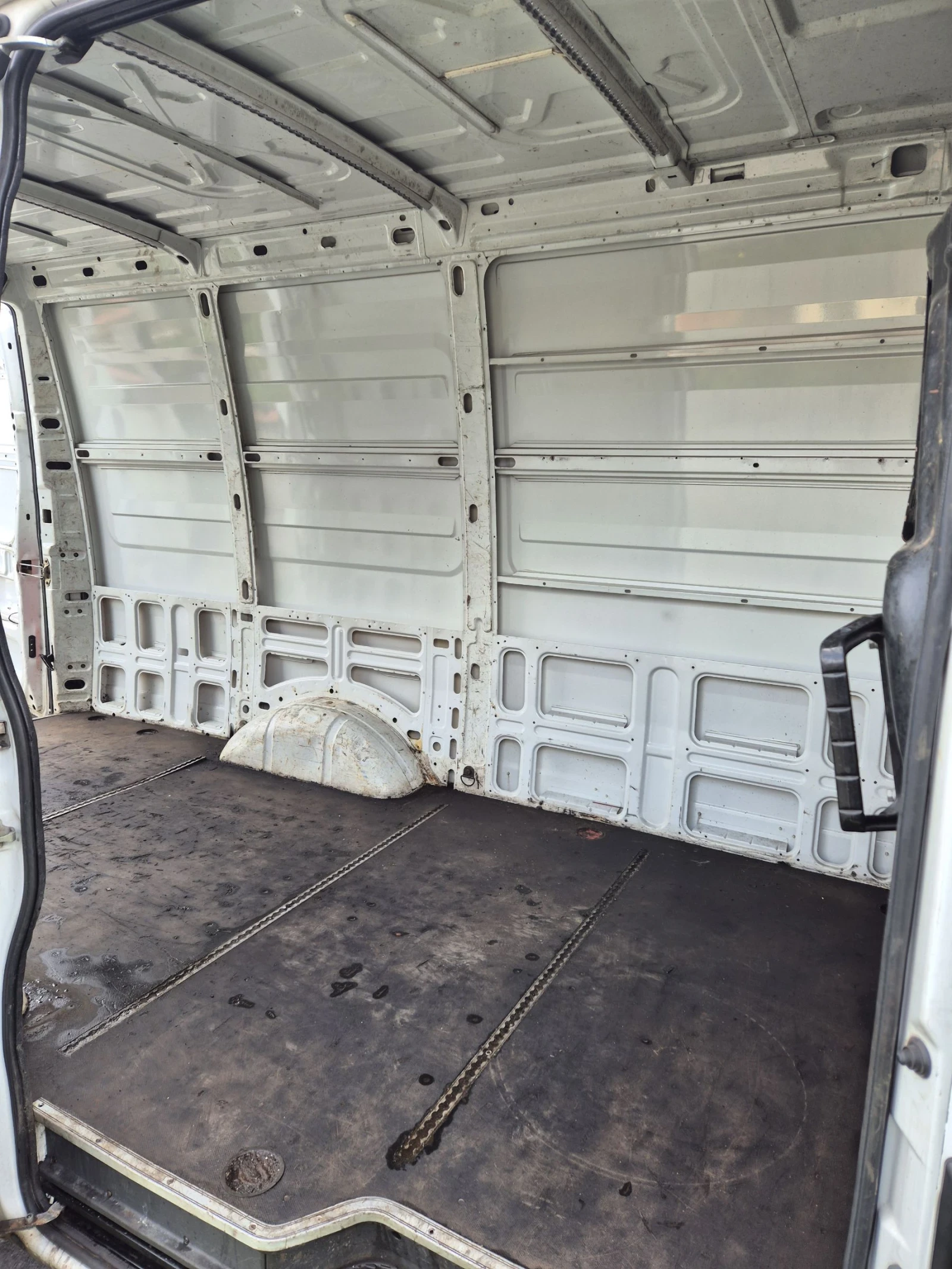 Iveco 35s13 Iveco 35s13 Внос от Швейцария , снимка 7 - Бусове и автобуси - 54080598