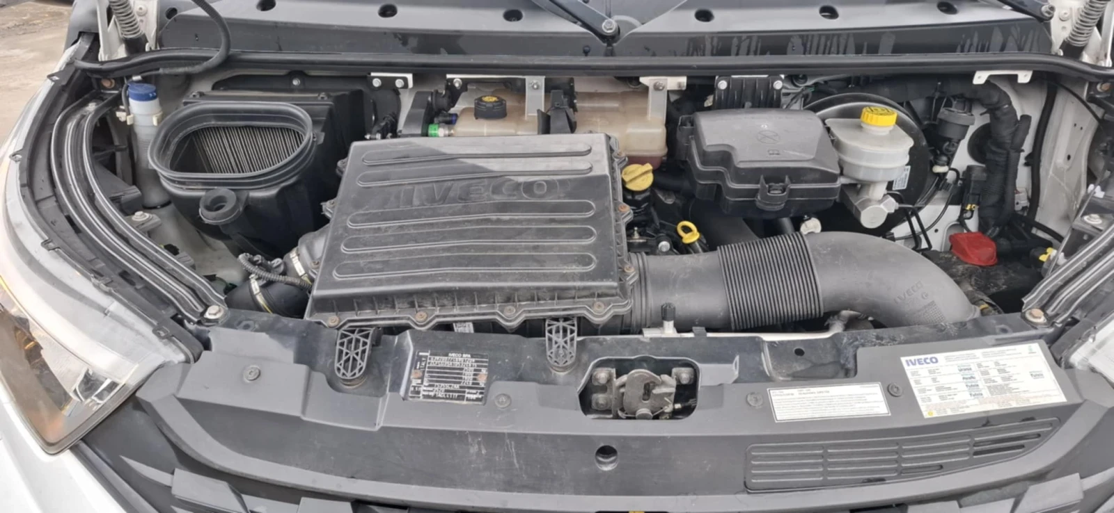 Iveco Daily 35s14, снимка 12 - Бусове и автобуси - 54157561