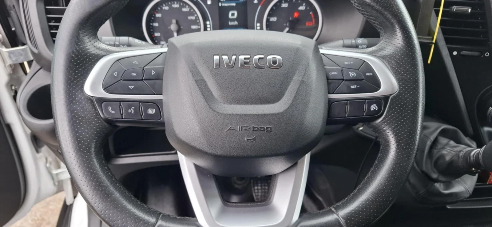 Iveco Daily 35s14, снимка 13 - Бусове и автобуси - 54157561