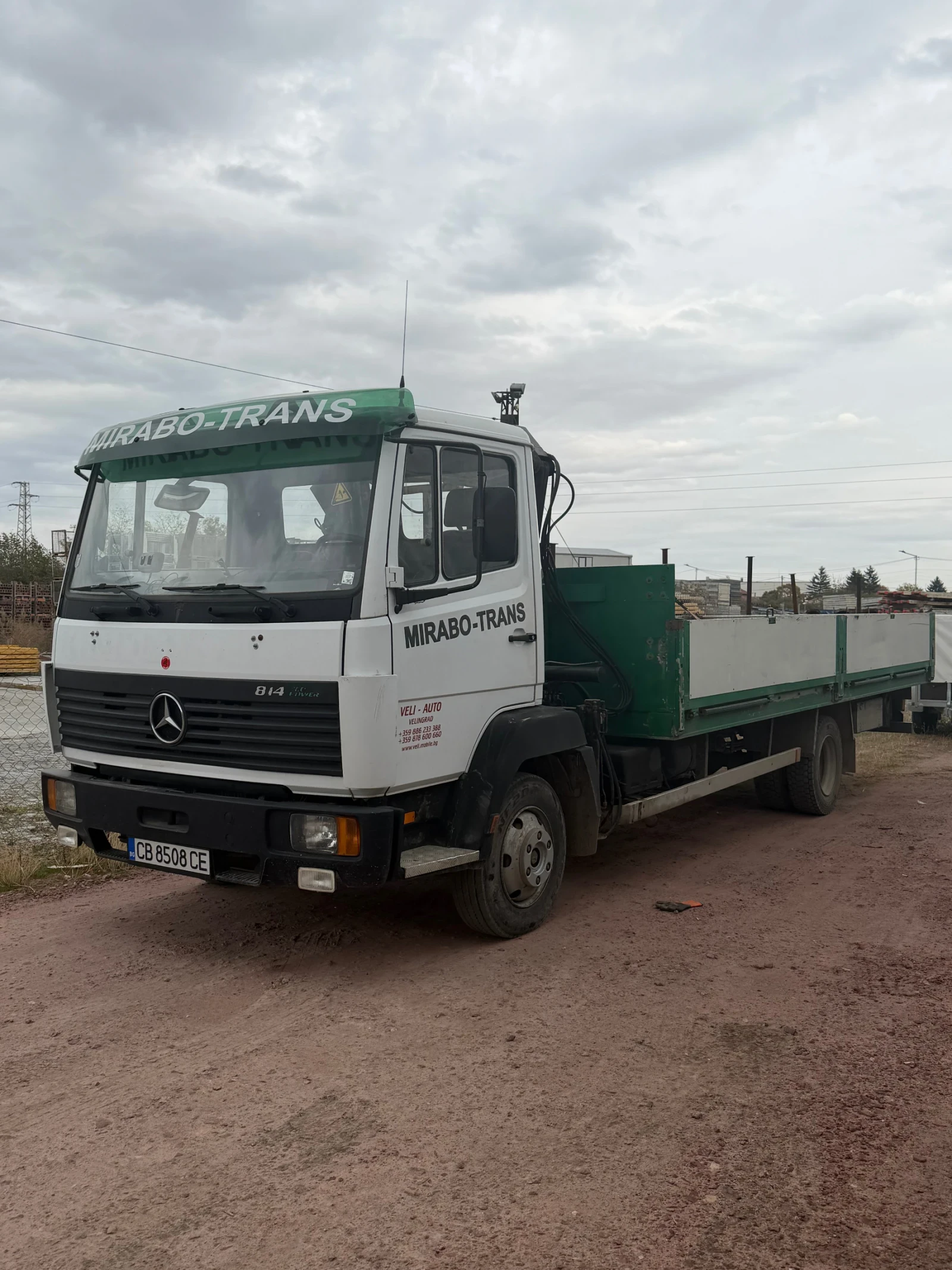 Mercedes-Benz 814 Кран