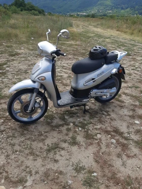 Kymco People Двутактов , снимка 12