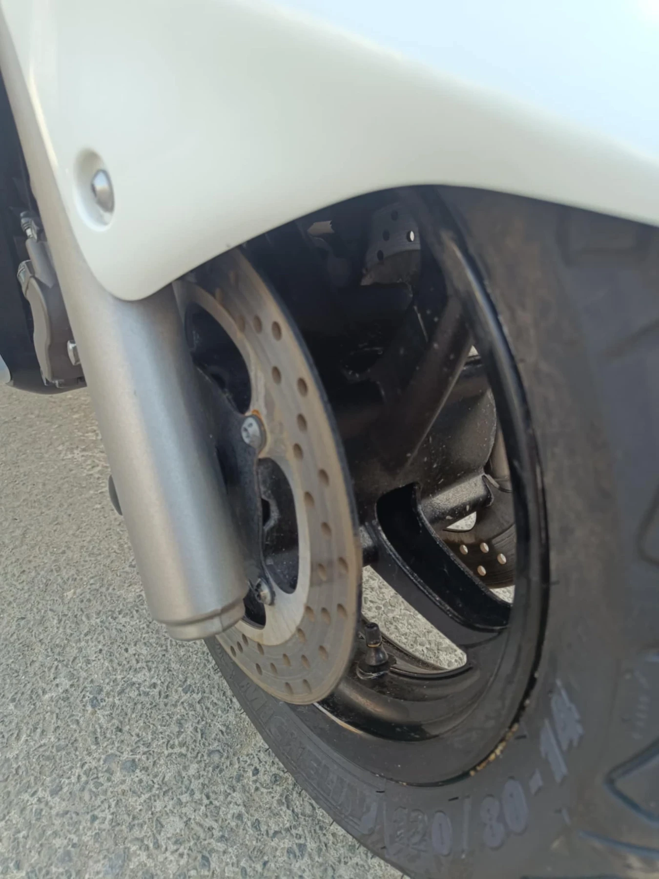 Yamaha Majesty 400i New Face  | Mobile.bg   13