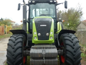 Трактор Claas 810, снимка 2