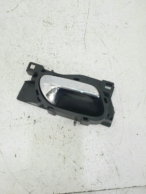 Дръжка врата предна дясна вътрешна Ситроен Ц4