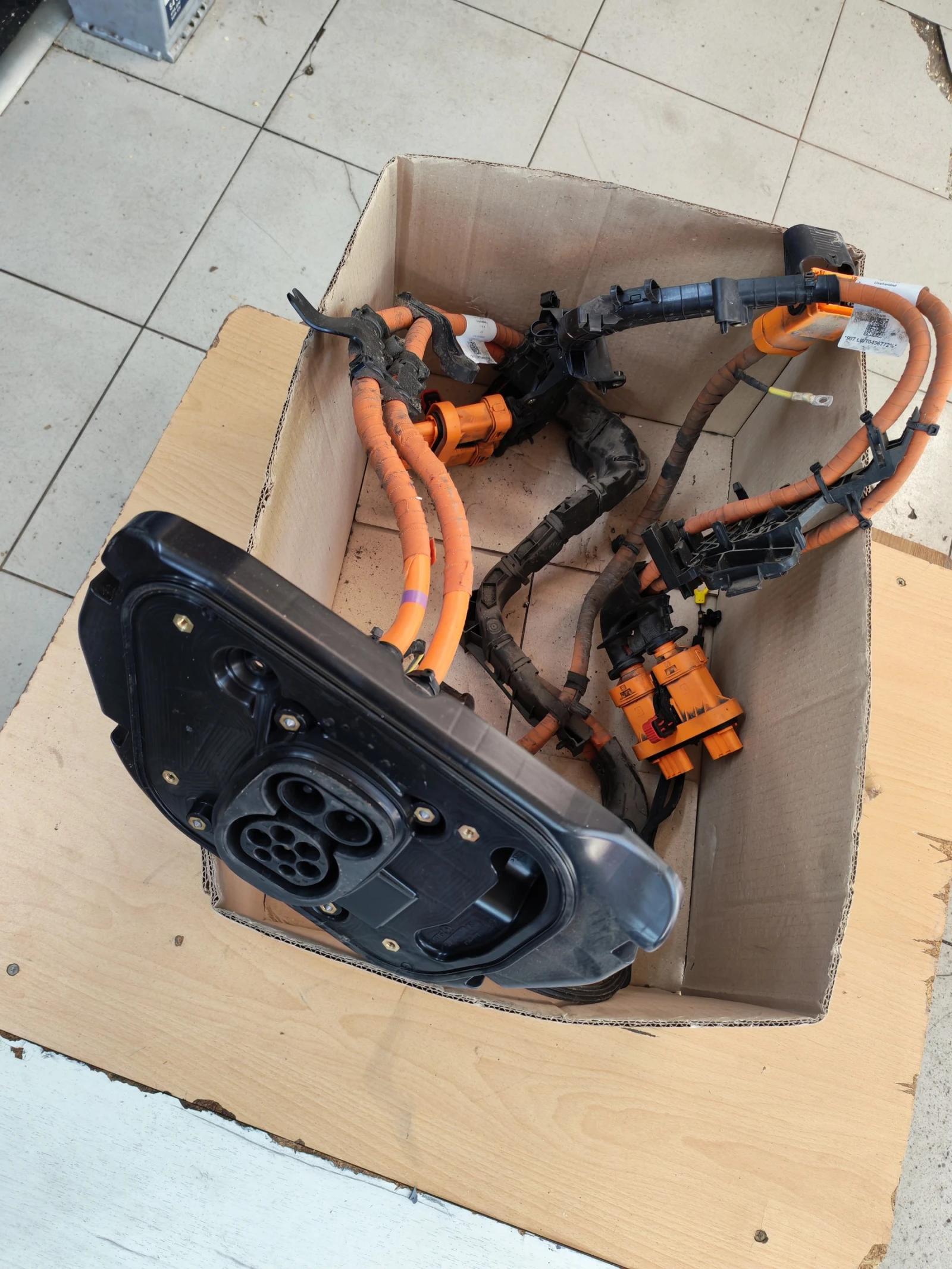 Високоволтови батерии и части EV за VW ID.3 ID.4 ID.5 Skoda Enyaq,Skoda Elroq,Audi e-tron,Cupra Bron, снимка 14 - Части - 54550389